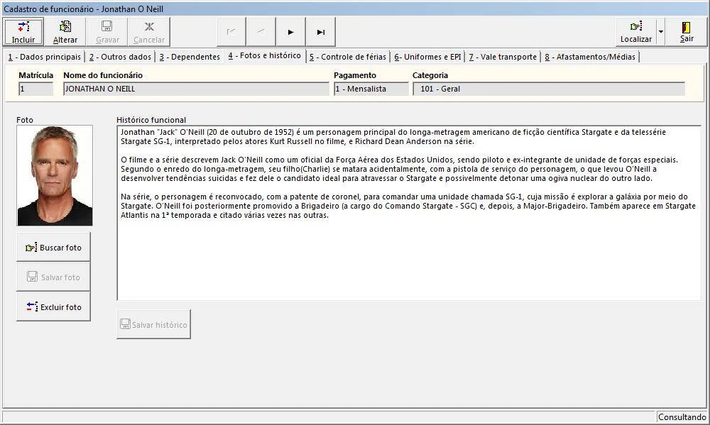 Dashboard de folha de pagamento em destaque 4.